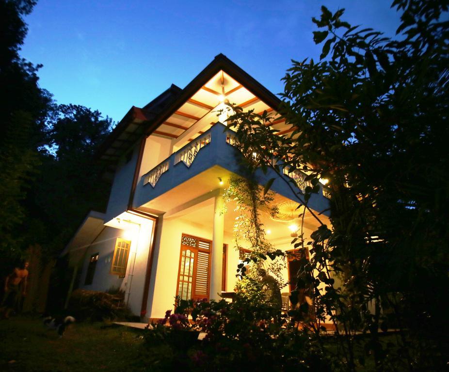 Summer Valley Boutique Villa Unawatuna Exterior photo