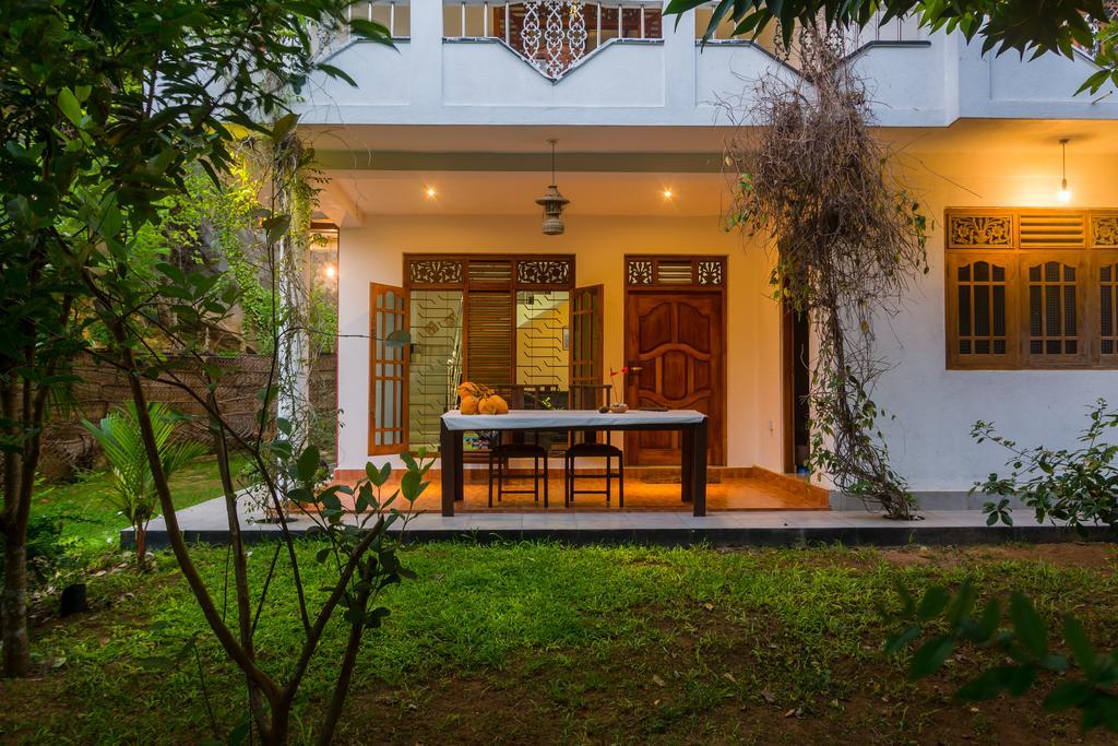 Summer Valley Boutique Villa Unawatuna Exterior photo